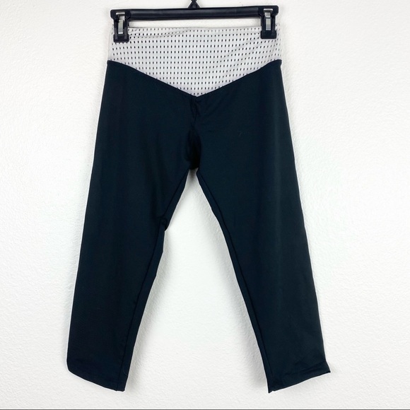 OLYMPIA ACTIVEWEAR Mateo 3/4 Length Leggings, White Mesh/ Jet, Size Small, NWT - Picture 4 of 8